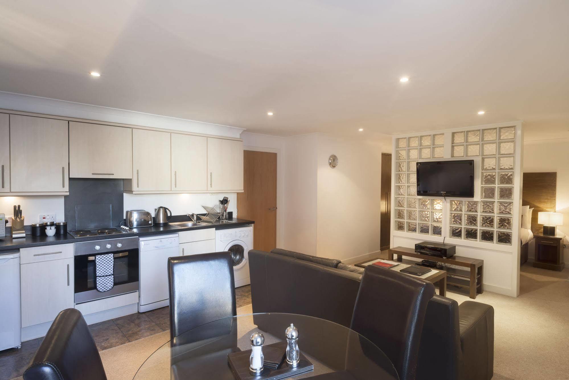 Fountain Court Apartments - Grove Executive Edynburg Zewnętrze zdjęcie